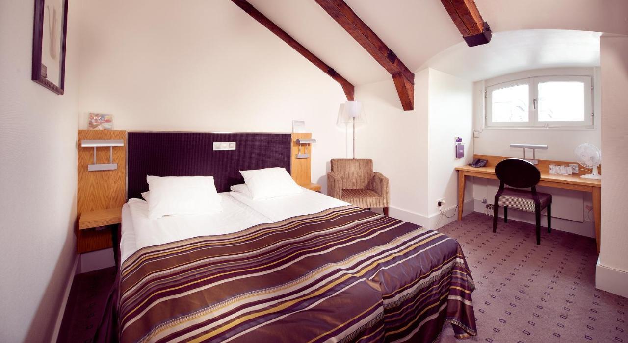 Home Hotel Bilan Κάρλσταντ Εξωτερικό φωτογραφία
