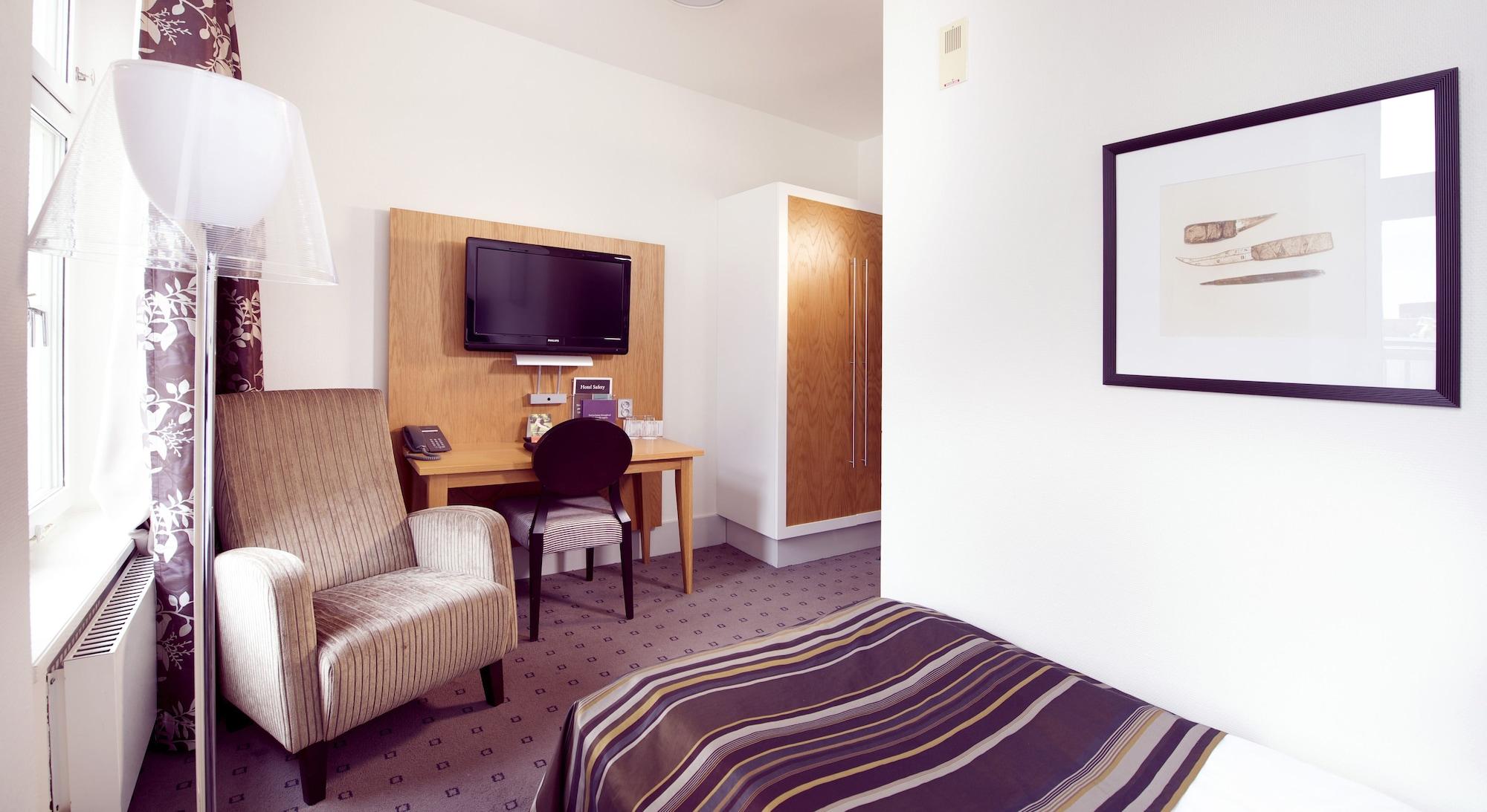 Home Hotel Bilan Κάρλσταντ Εξωτερικό φωτογραφία