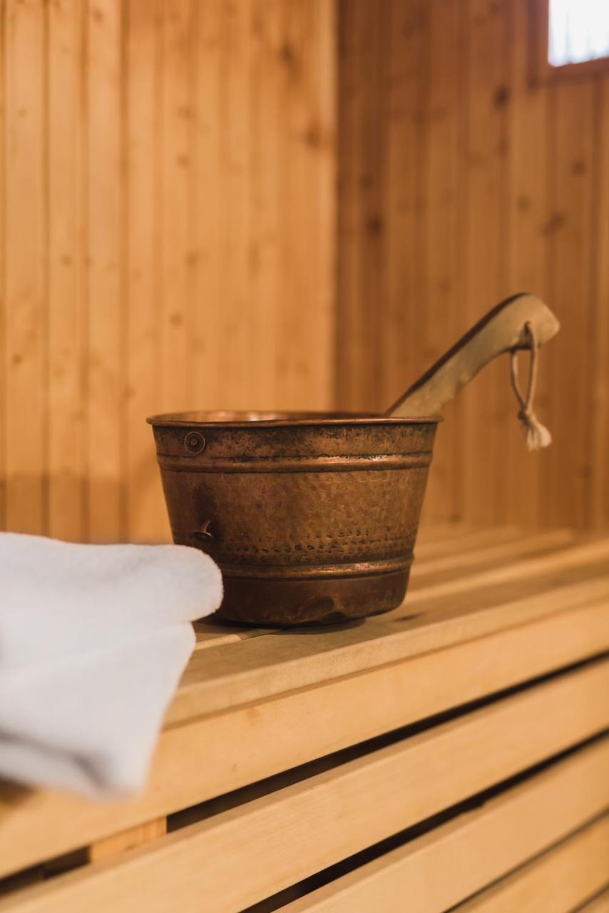 Home Hotel Bilan Κάρλσταντ Εξωτερικό φωτογραφία