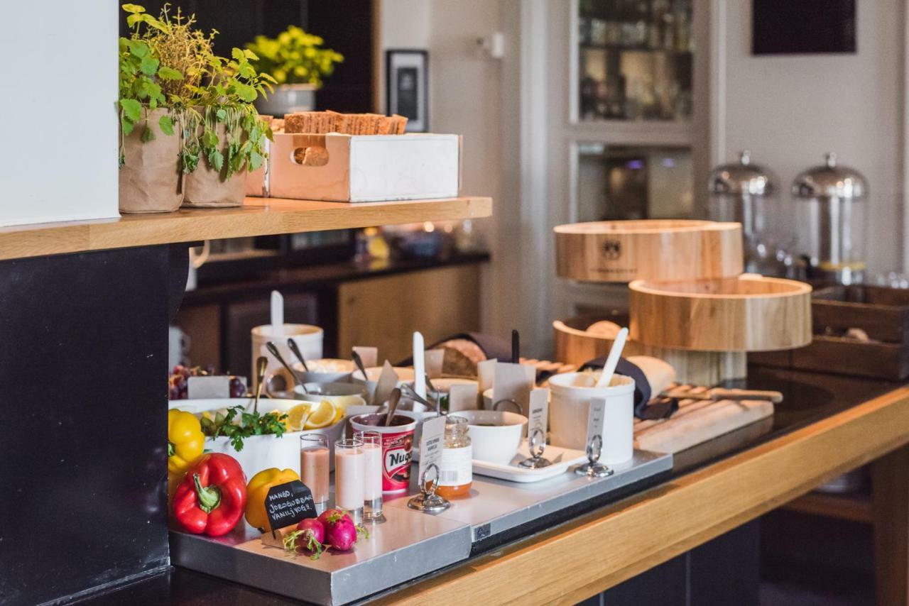 Home Hotel Bilan Κάρλσταντ Εξωτερικό φωτογραφία